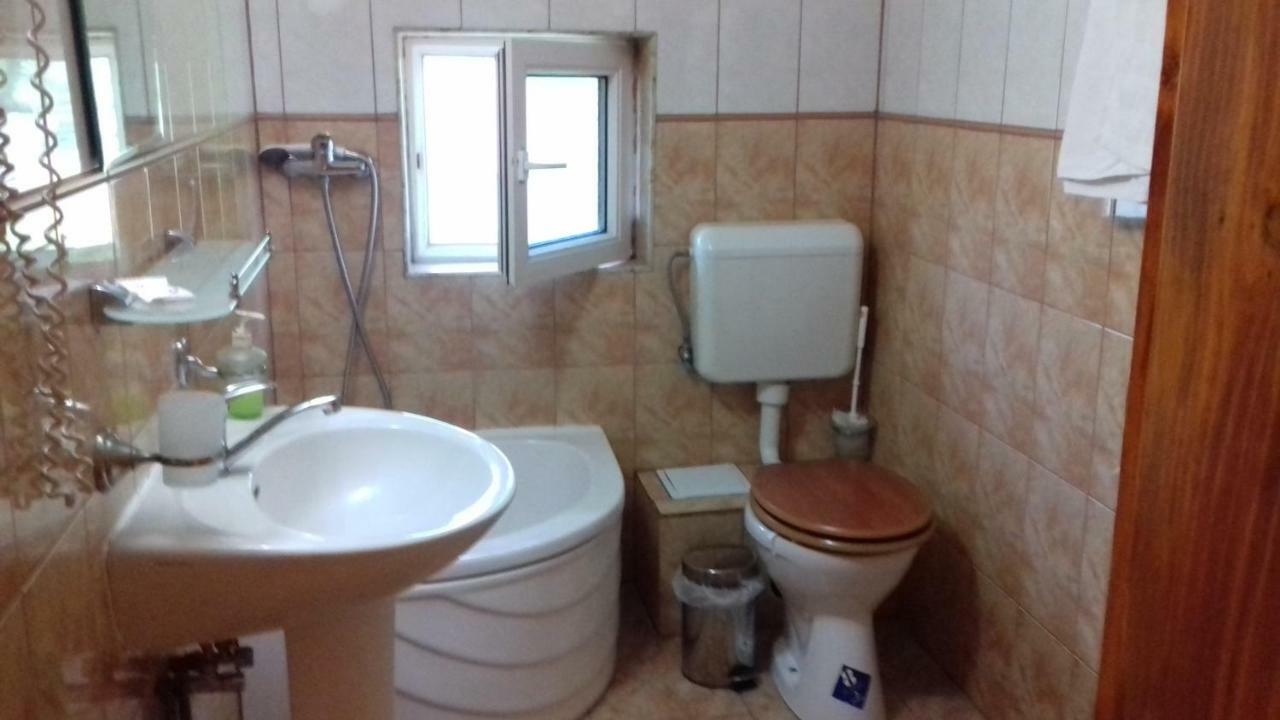 Pensiunea Vladut Бран Екстериор снимка